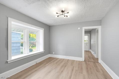 970 Mercer Avenue Akron OH 44320