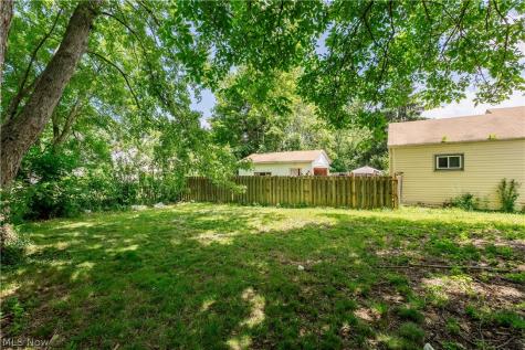 939 Clifford Avenue Akron OH 44306