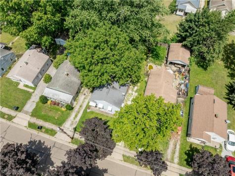 939 Clifford Avenue Akron OH 44306