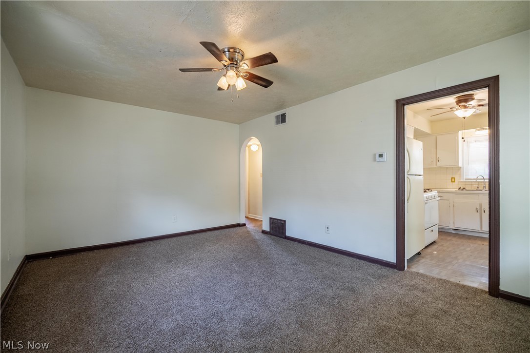 939 Clifford Avenue Akron OH 44306