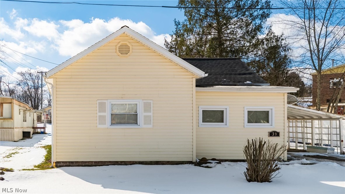 39 Stokely Street Roseville OH 43777