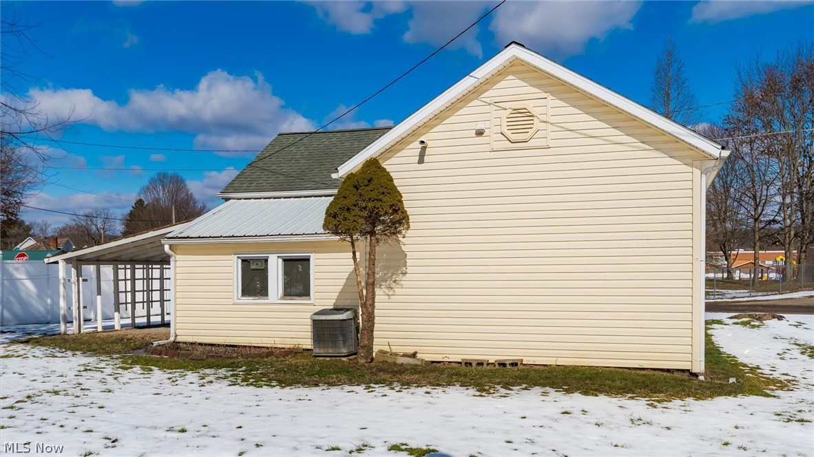 39 Stokely Street Roseville OH 43777