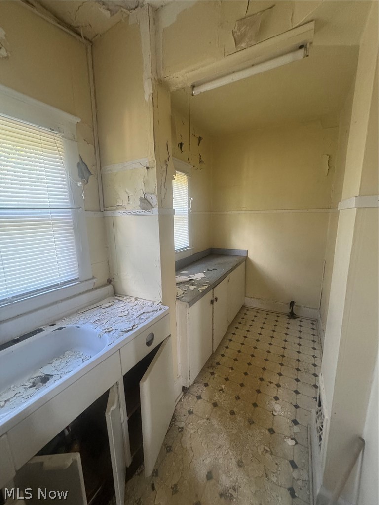794 Fairgreen Avenue Youngstown OH 44510