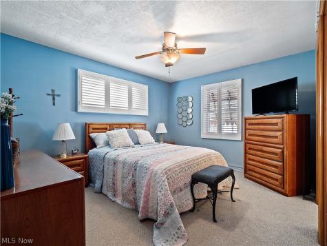 4466 W 215th Street Fairview Park OH 44126