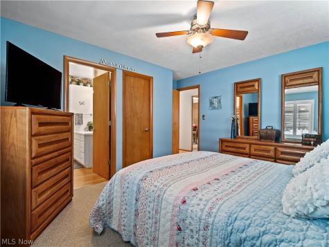 4466 W 215th Street Fairview Park OH 44126