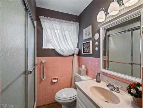 4466 W 215th Street Fairview Park OH 44126