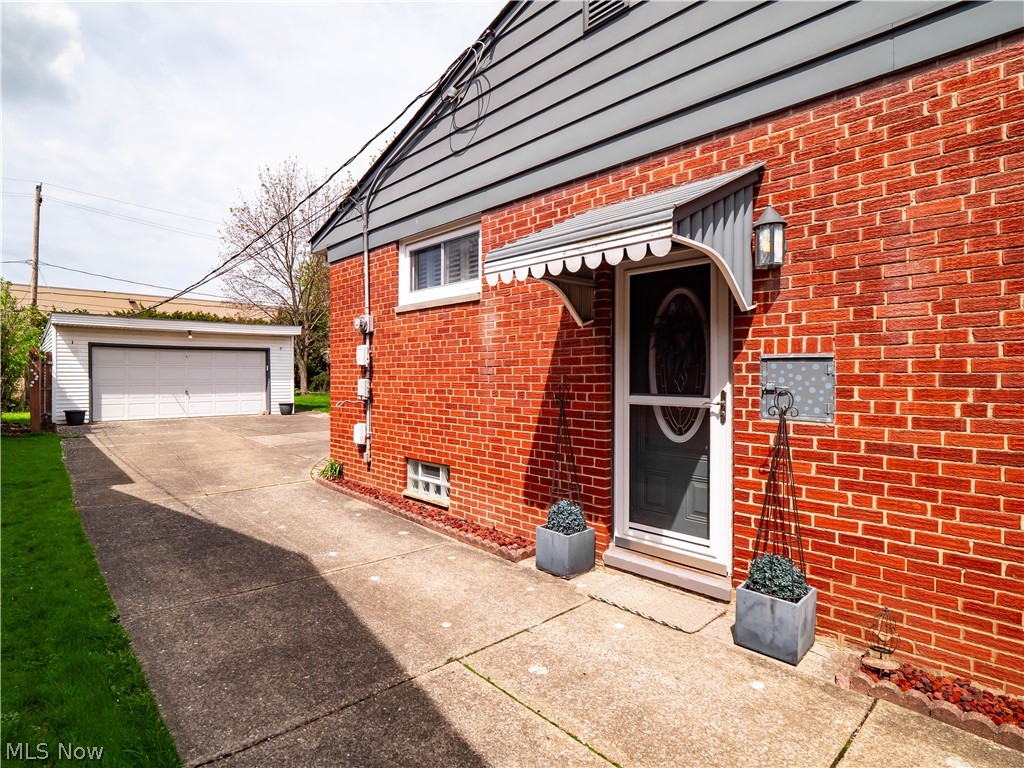 4466 W 215th Street Fairview Park OH 44126