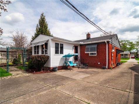 4466 W 215th Street Fairview Park OH 44126