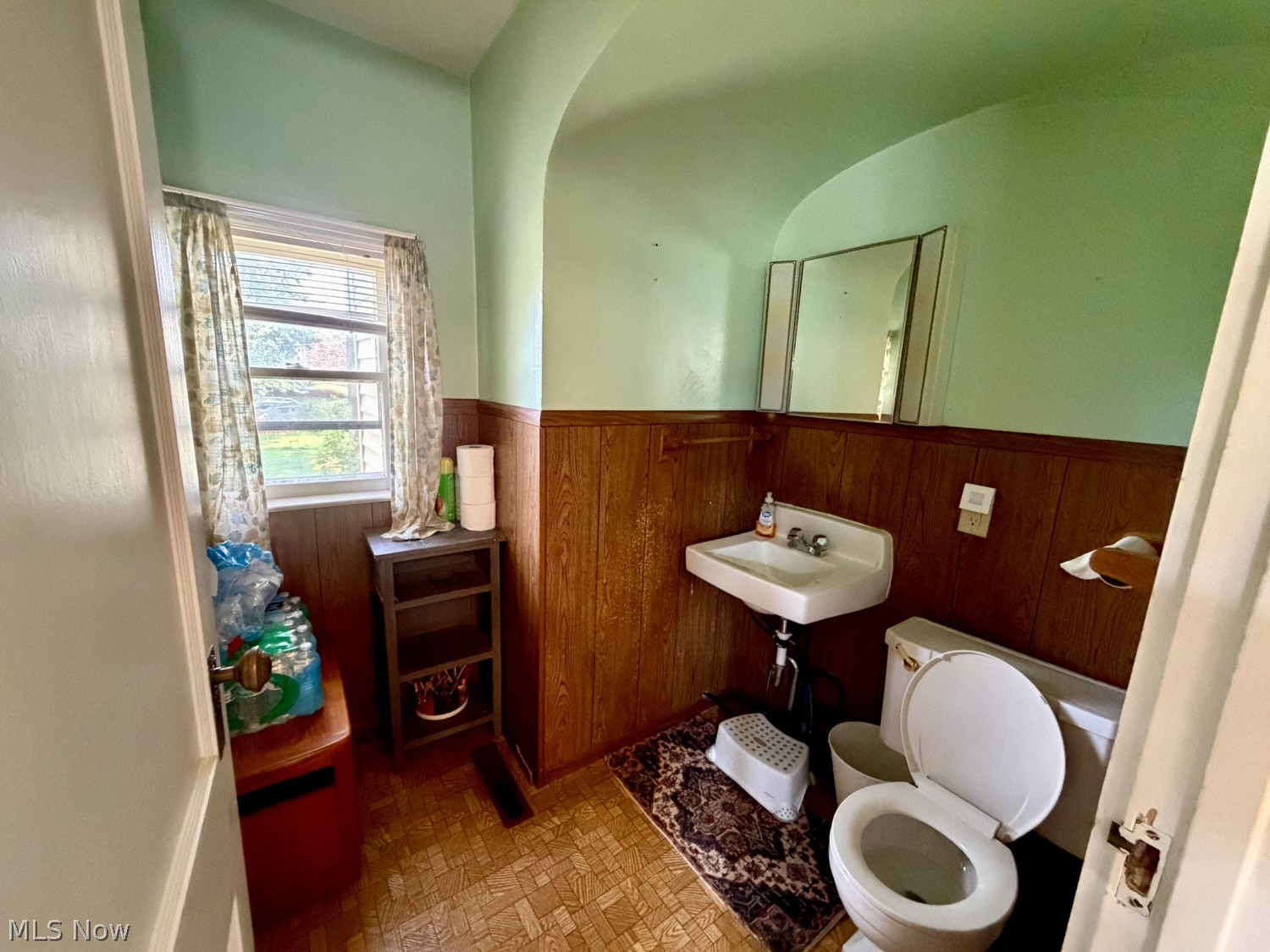 123 W 8th Street Dover OH 44622