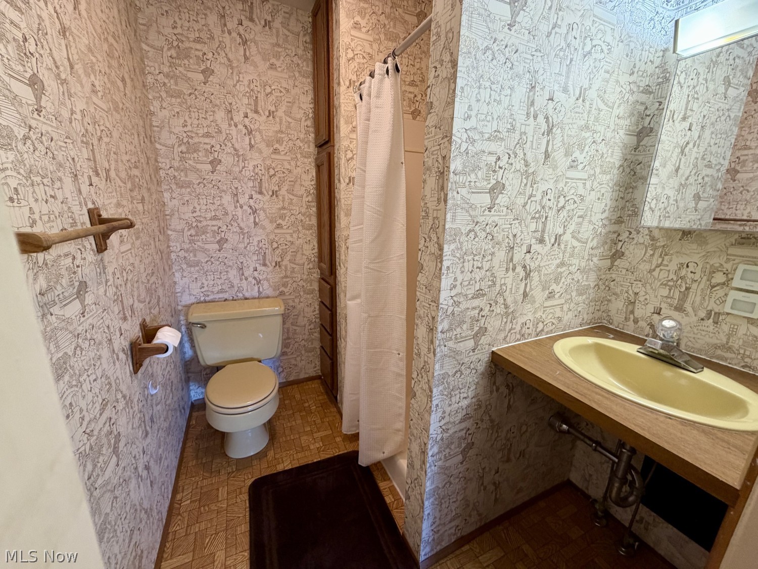 123 W 8th Street Dover OH 44622