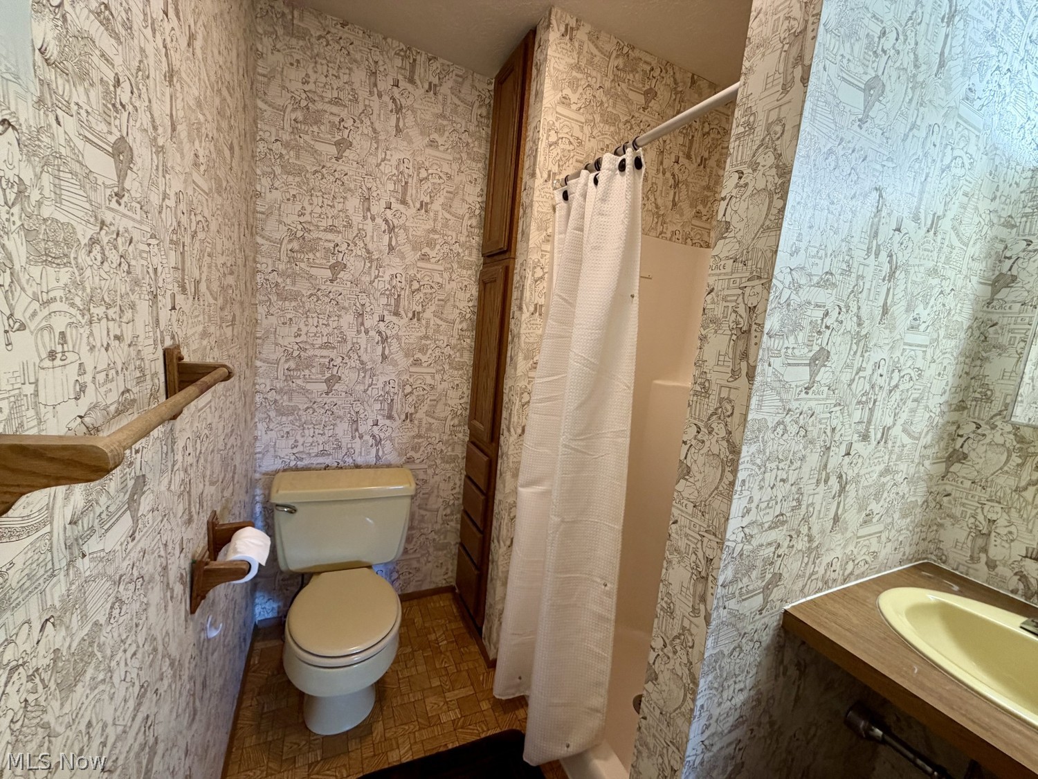 123 W 8th Street Dover OH 44622