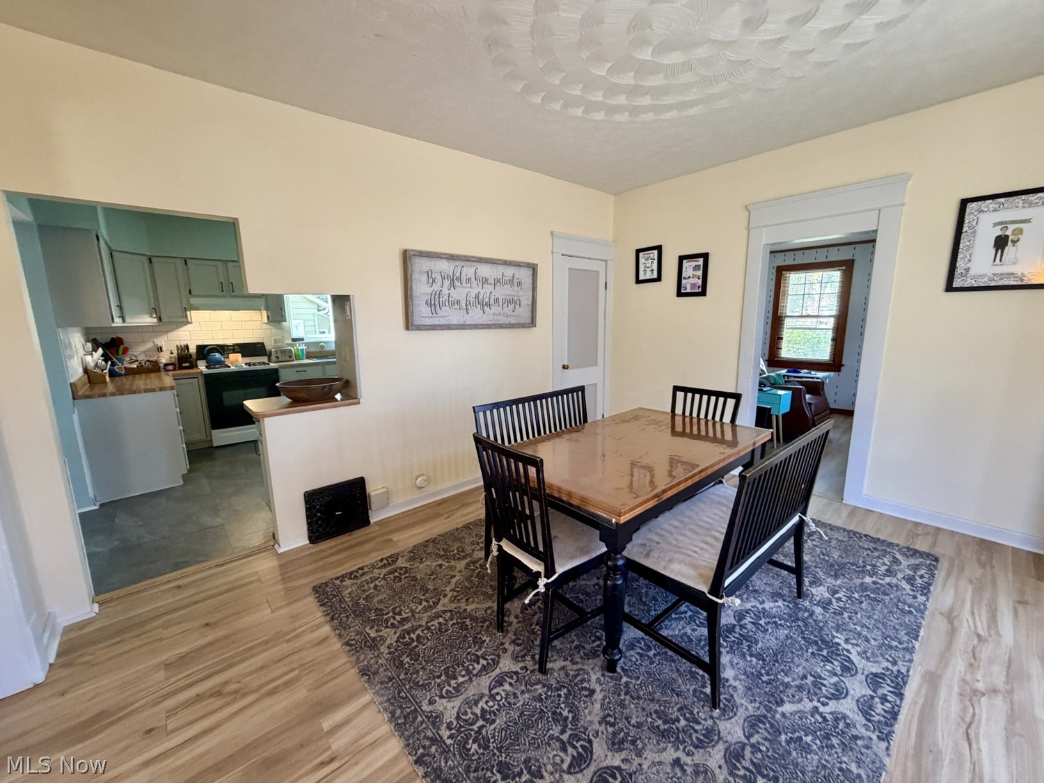 123 W 8th Street Dover OH 44622