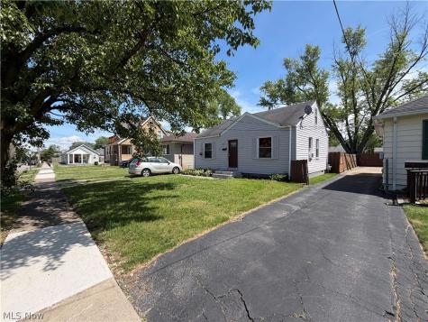 12817 Lena Avenue Cleveland OH 44135