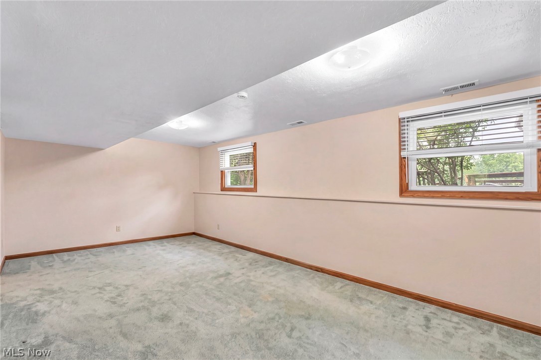 35460 Neff Road Grafton OH 44044