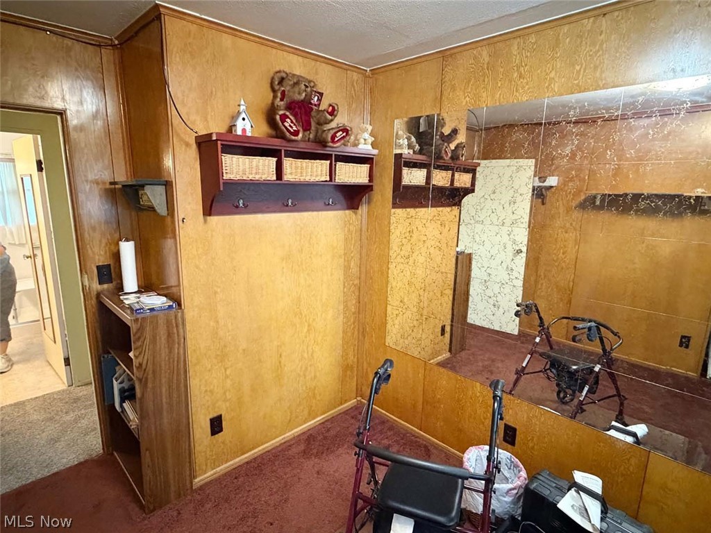 1939 Midway Avenue NE Canton OH 44705