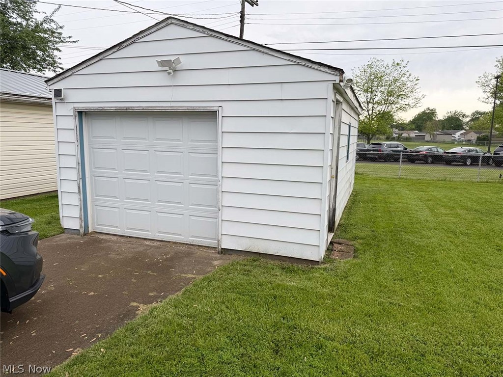 1939 Midway Avenue NE Canton OH 44705