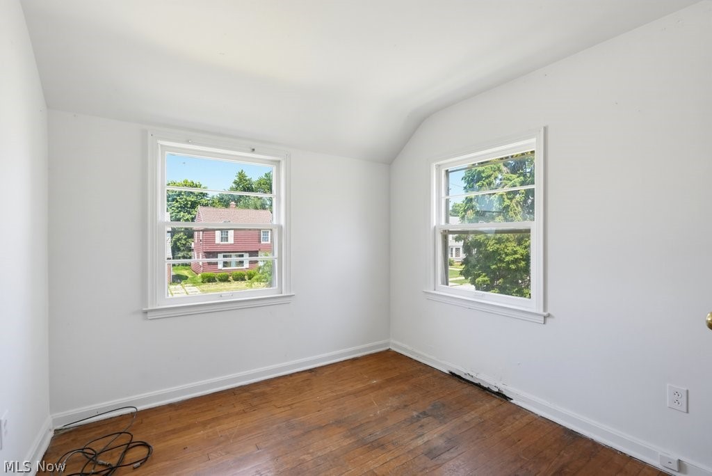 21860 Roberts Avenue Euclid OH 44123