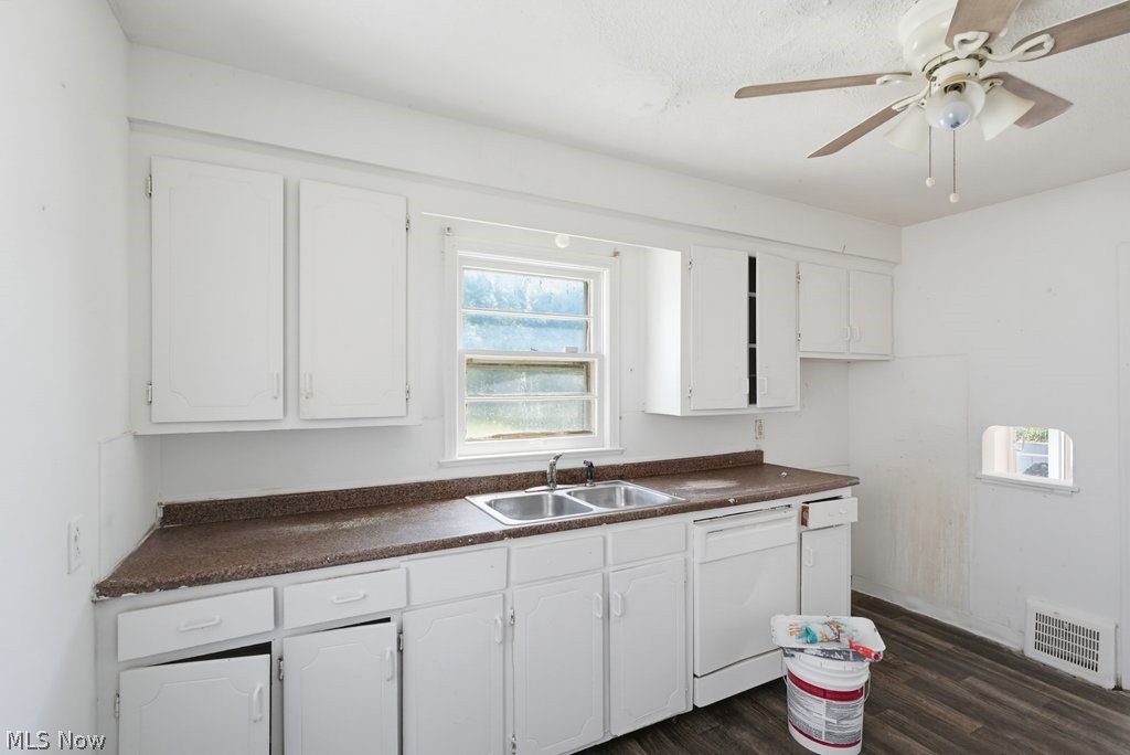 21860 Roberts Avenue Euclid OH 44123