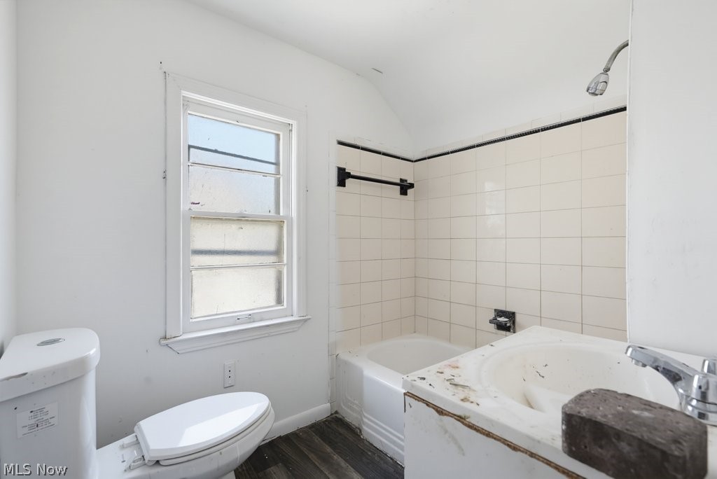 21860 Roberts Avenue Euclid OH 44123