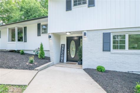 510 Lourdes Drive Cuyahoga Falls OH 44223