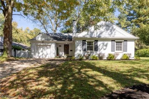 2535 Grant Avenue Cuyahoga Falls OH 44223