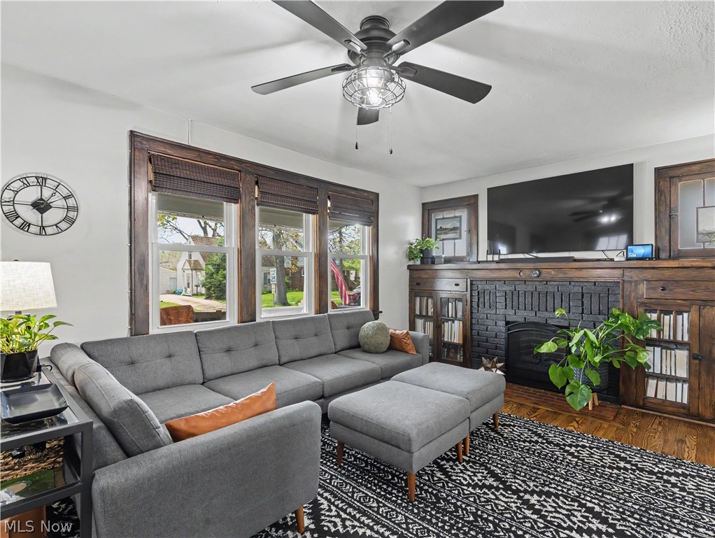 2323 Shaw Avenue Cuyahoga Falls OH 44223
