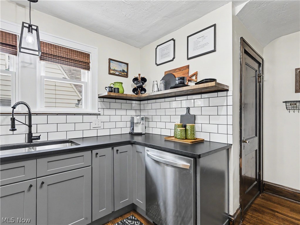 2323 Shaw Avenue Cuyahoga Falls OH 44223