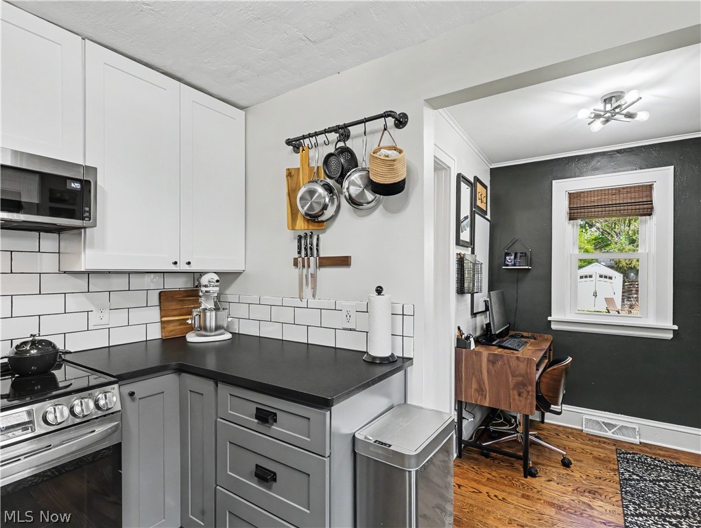 2323 Shaw Avenue Cuyahoga Falls OH 44223