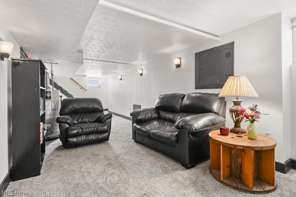 1427 Delia Avenue Akron OH 44320