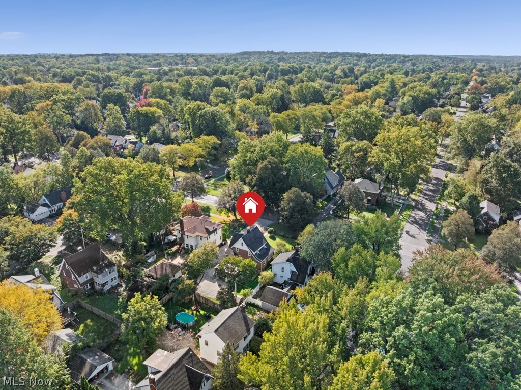1427 Delia Avenue Akron OH 44320