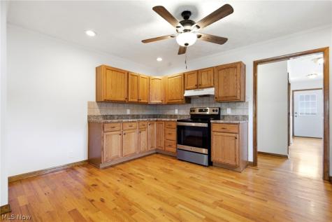 33749 Kenilworth Road Eastlake OH 44095