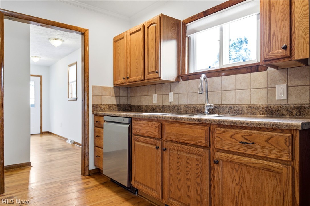 33749 Kenilworth Road Eastlake OH 44095