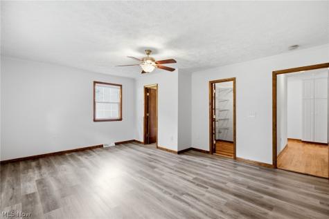 33749 Kenilworth Road Eastlake OH 44095
