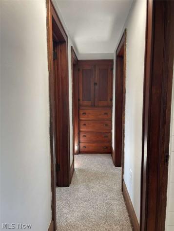 1273 Pondview Avenue Akron OH 44305