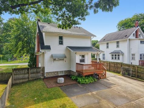2526 6th Street Cuyahoga Falls OH 44221