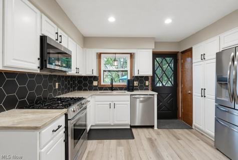 501 Merriman Road Akron OH 44303