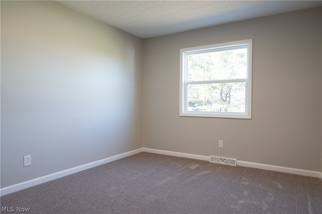 3359 Nimishillen Church Road NE Hartville OH 44632