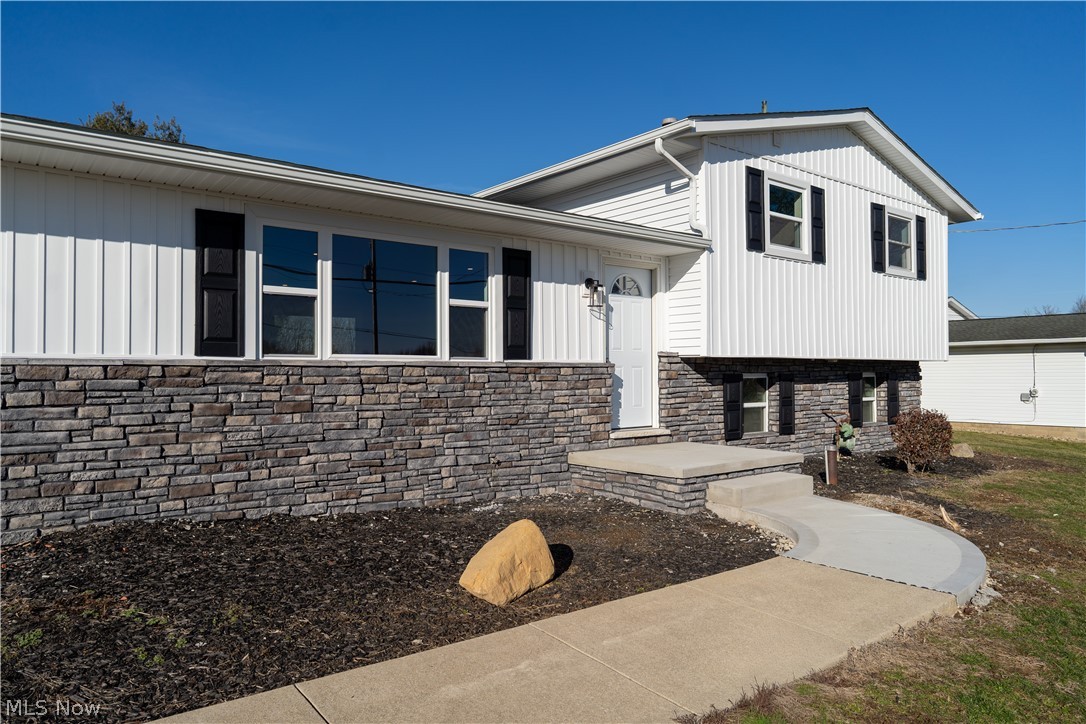 3359 Nimishillen Church Road NE Hartville OH 44632