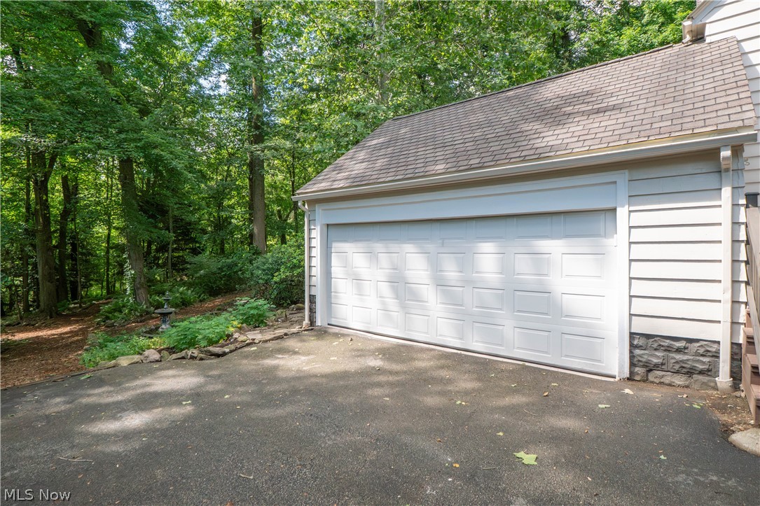 7501 Lee Run Road Poland OH 44514