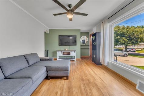 4612 W 156th Street Cleveland OH 44135