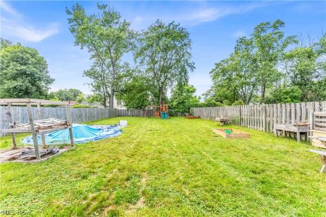 4612 W 156th Street Cleveland OH 44135