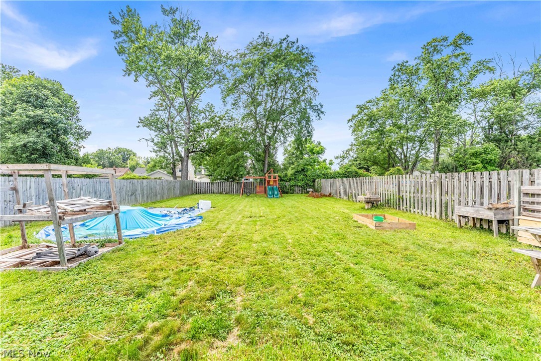 4612 W 156th Street Cleveland OH 44135