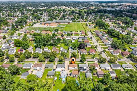 4612 W 156th Street Cleveland OH 44135