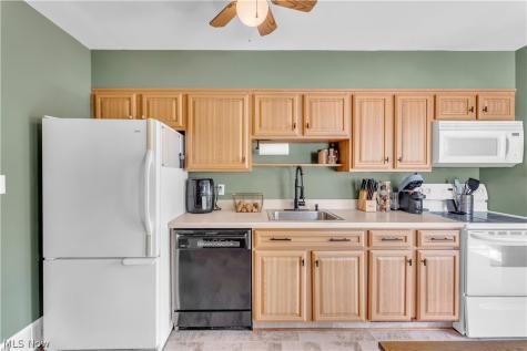 4612 W 156th Street Cleveland OH 44135