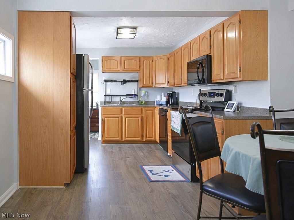 33850 Beachpark Drive Eastlake OH 44095