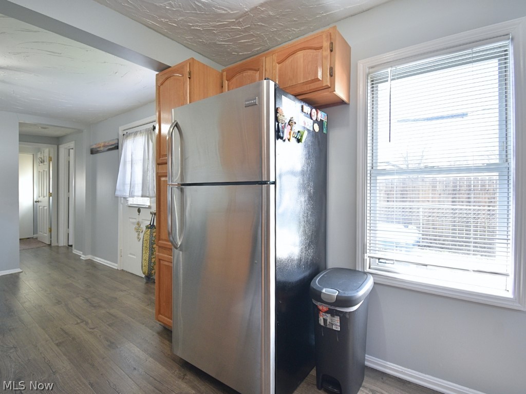 33850 Beachpark Drive Eastlake OH 44095