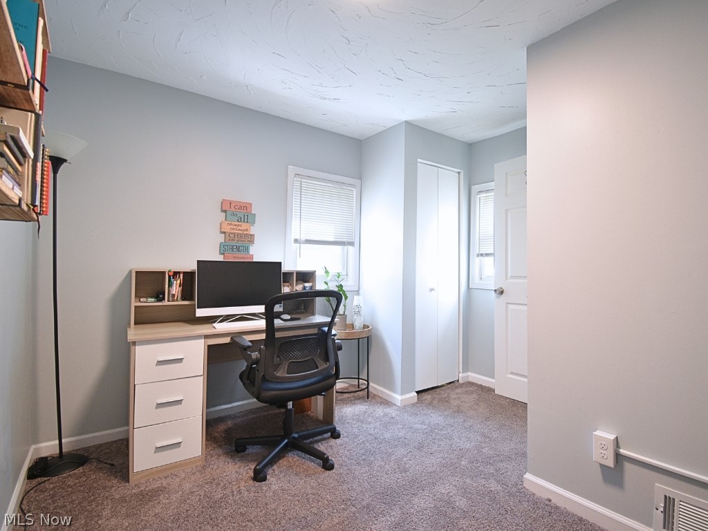 33850 Beachpark Drive Eastlake OH 44095