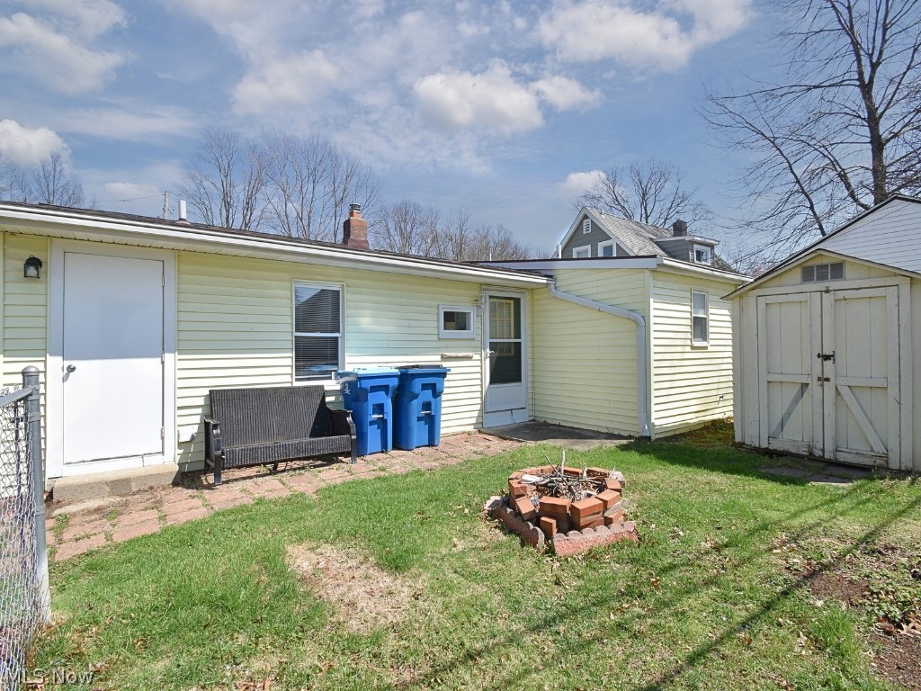 33850 Beachpark Drive Eastlake OH 44095