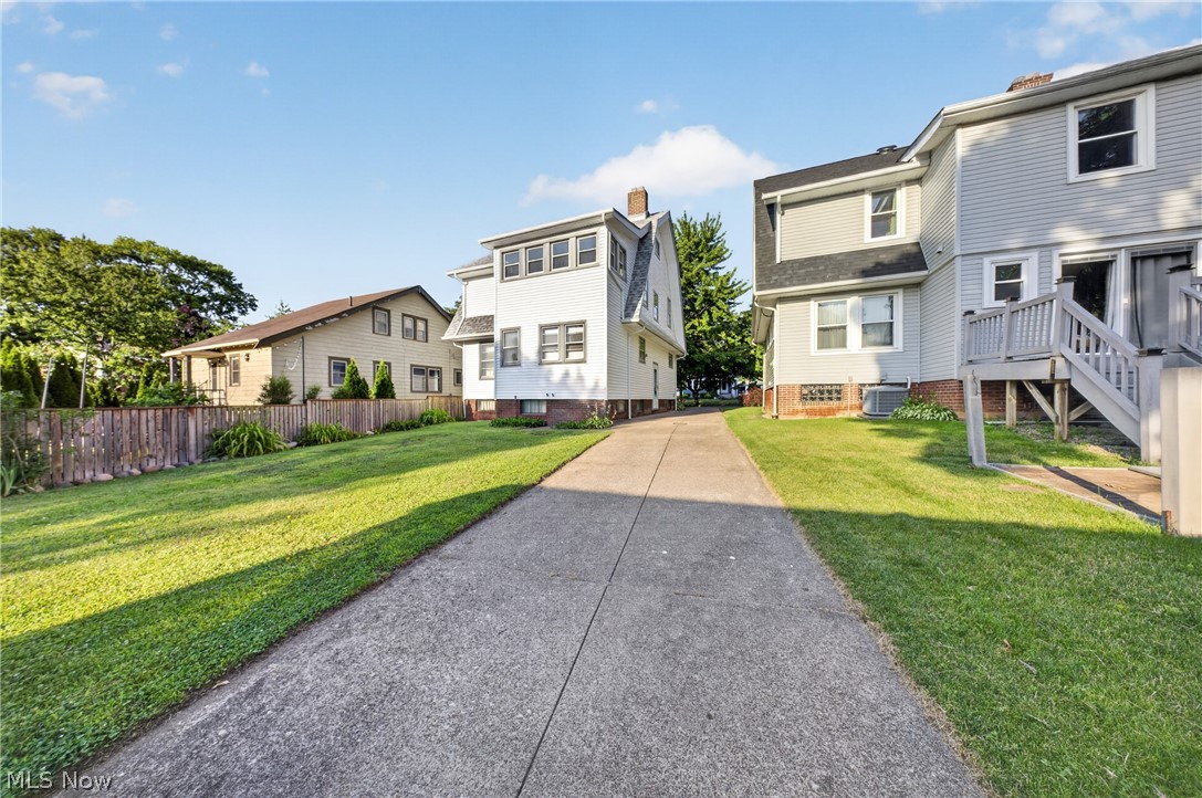 3588 W 155th Street Cleveland OH 44111