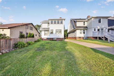 3588 W 155th Street Cleveland OH 44111